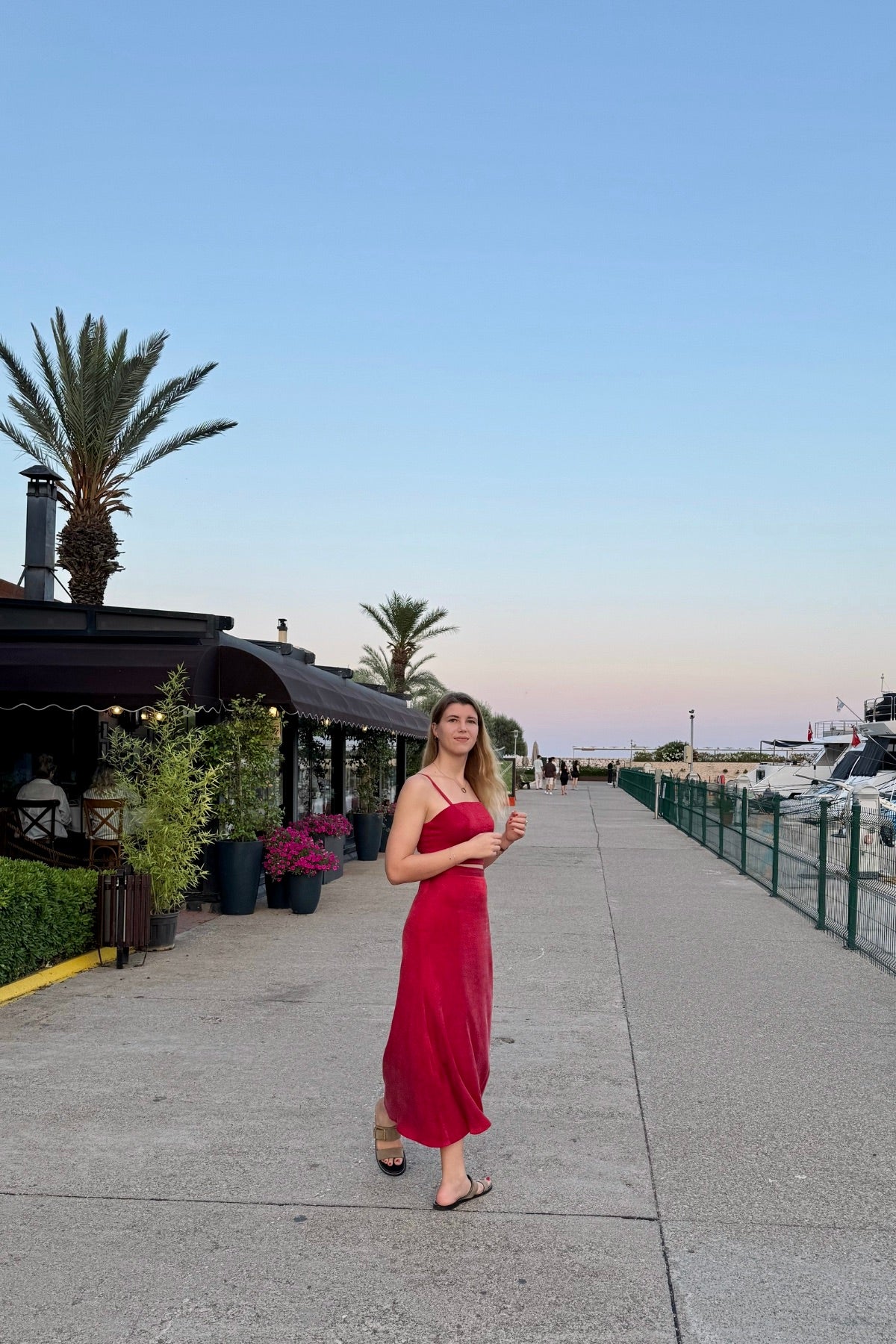 RED BAMBOO SLIP SKIRT