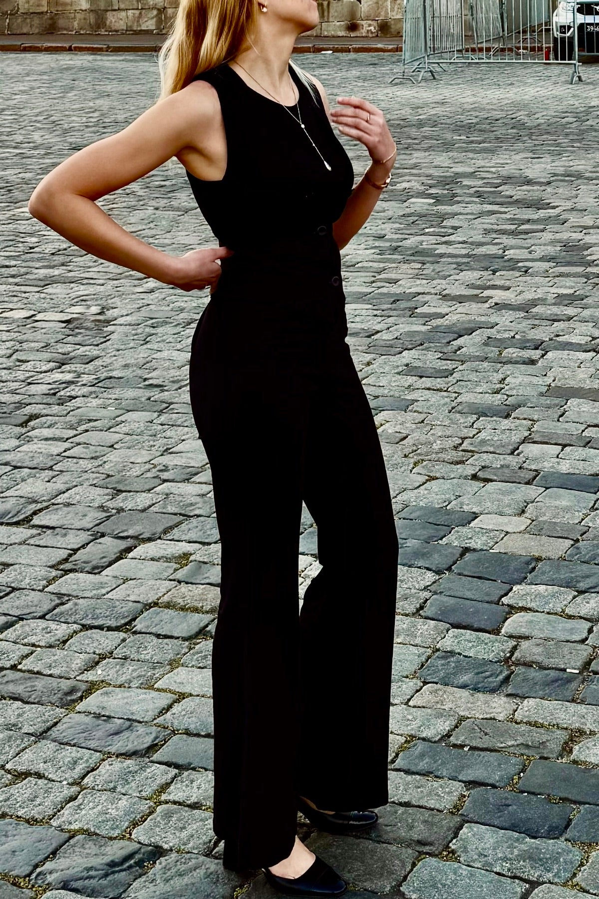 Milano Black V-Neck Linen Waistcoat