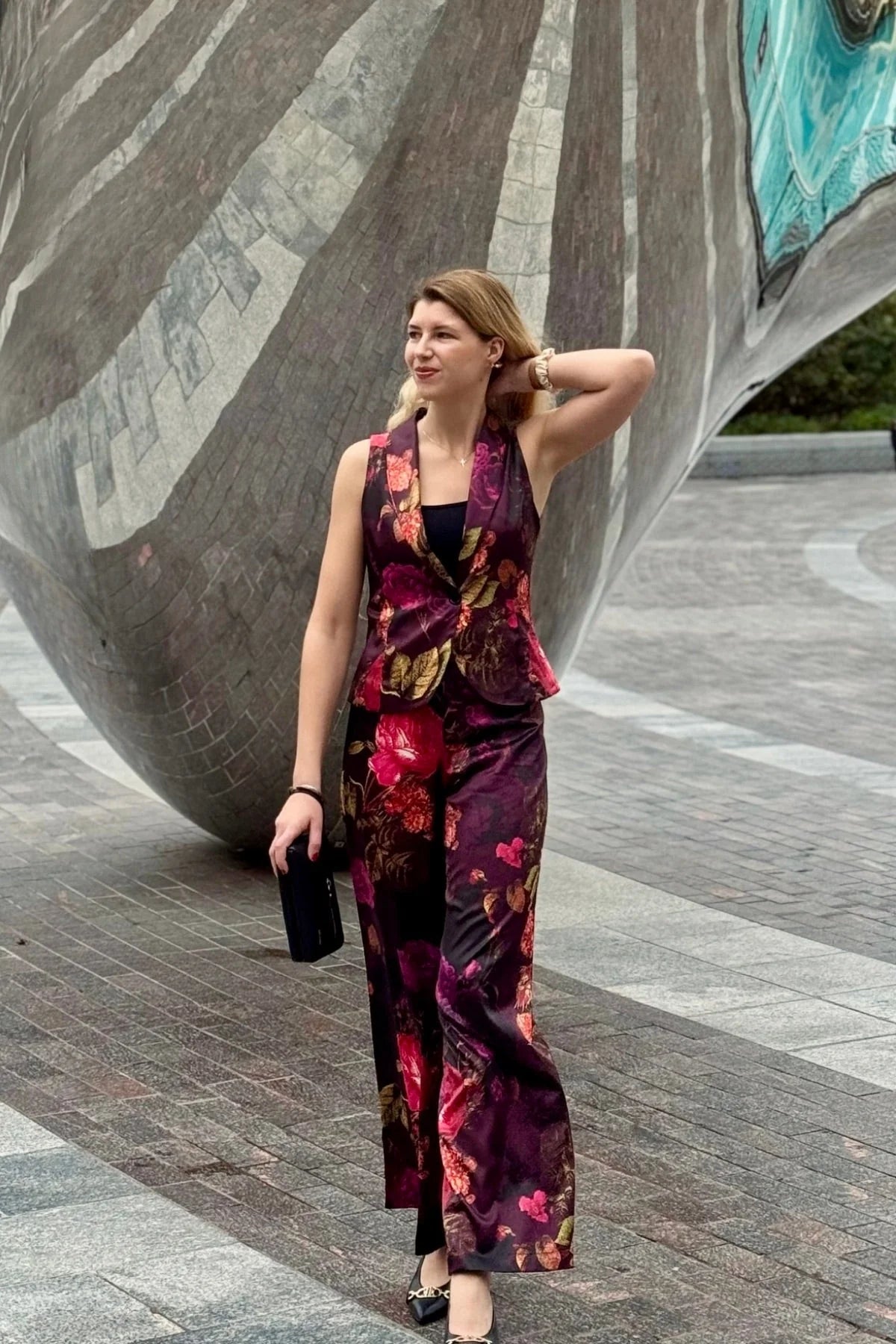 Nostalgic Bloom Wide-Leg Satin Trousers
