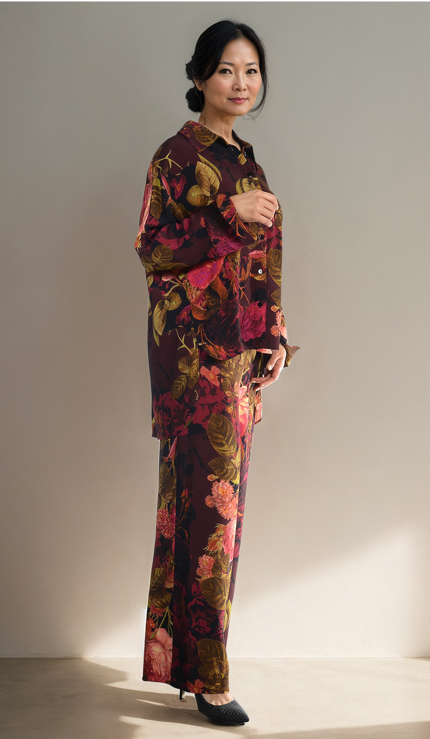 Nostalgic Bloom Wide-Leg Floral Crepe Cotton Trousers